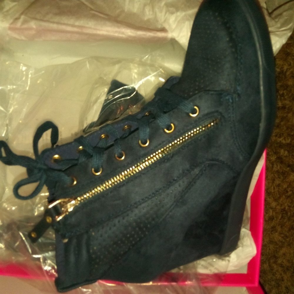 Don't fit my feet are too wide